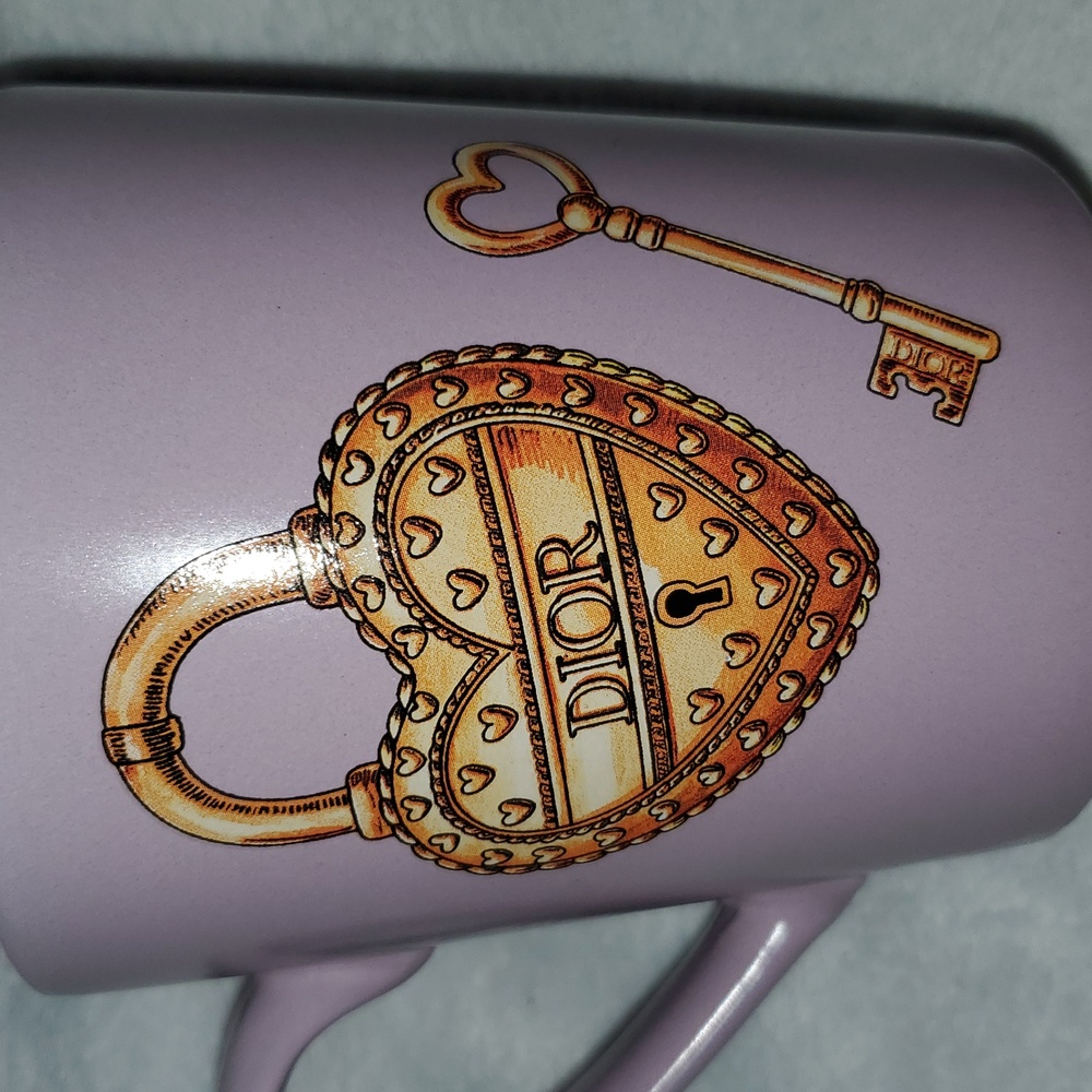 Dior Gold Heart and Key Mug by Fig and Fern - Picture 2 of 6